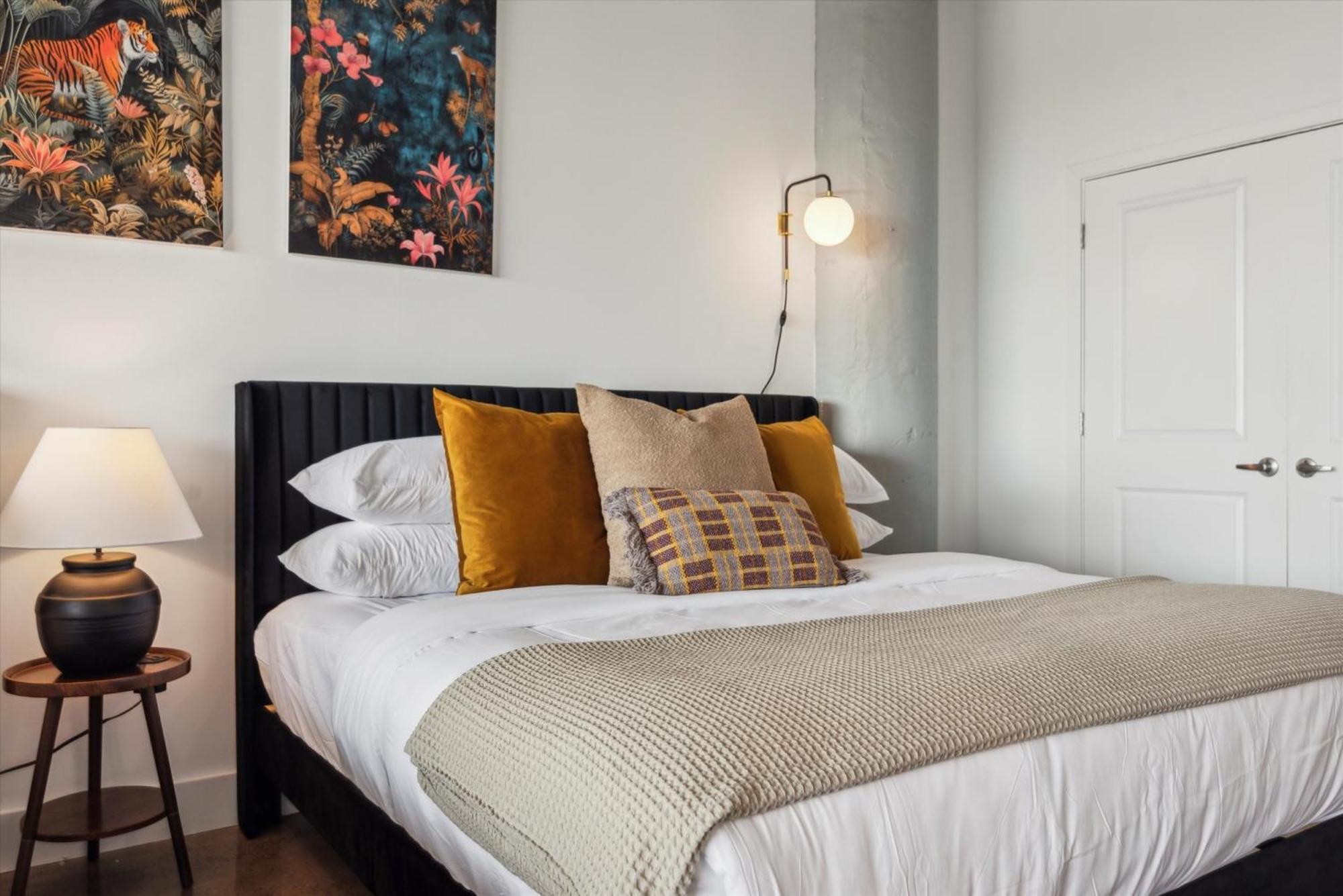 Large Studios, 1br, Free Parking, Gym, Game * Philadelphia